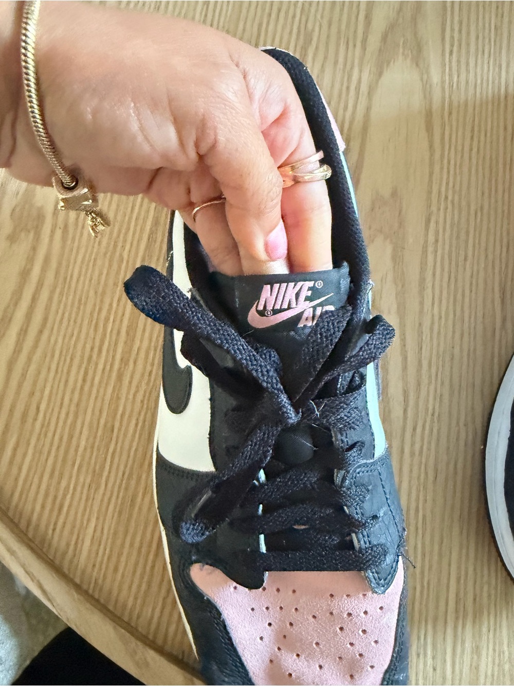 Nike Low-Top Sneakers in Black, White & Pink - Picture 5 of 7